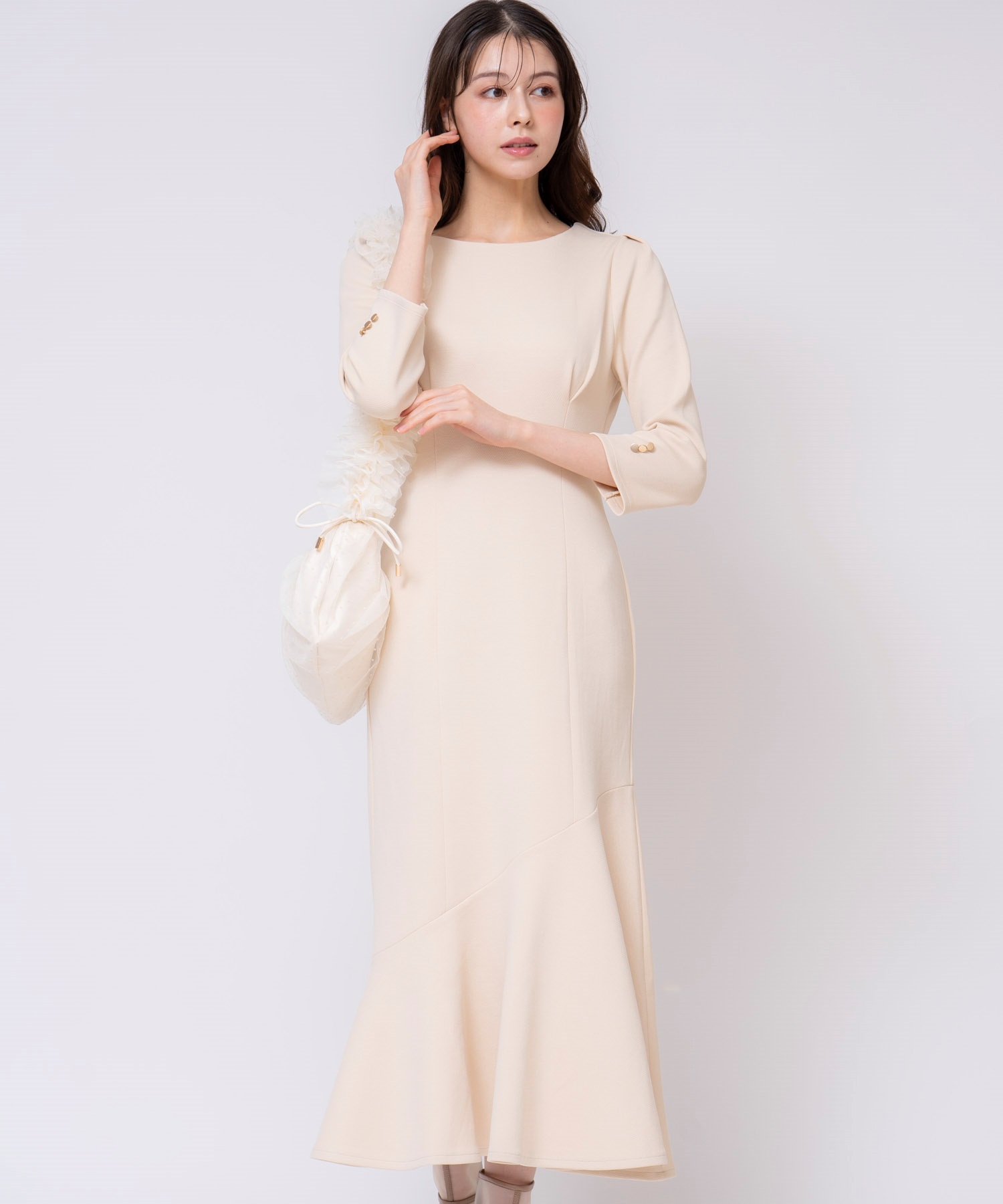 カットマーメイドワンピース | ロングワンピース | NOELA OFFICIAL WEB