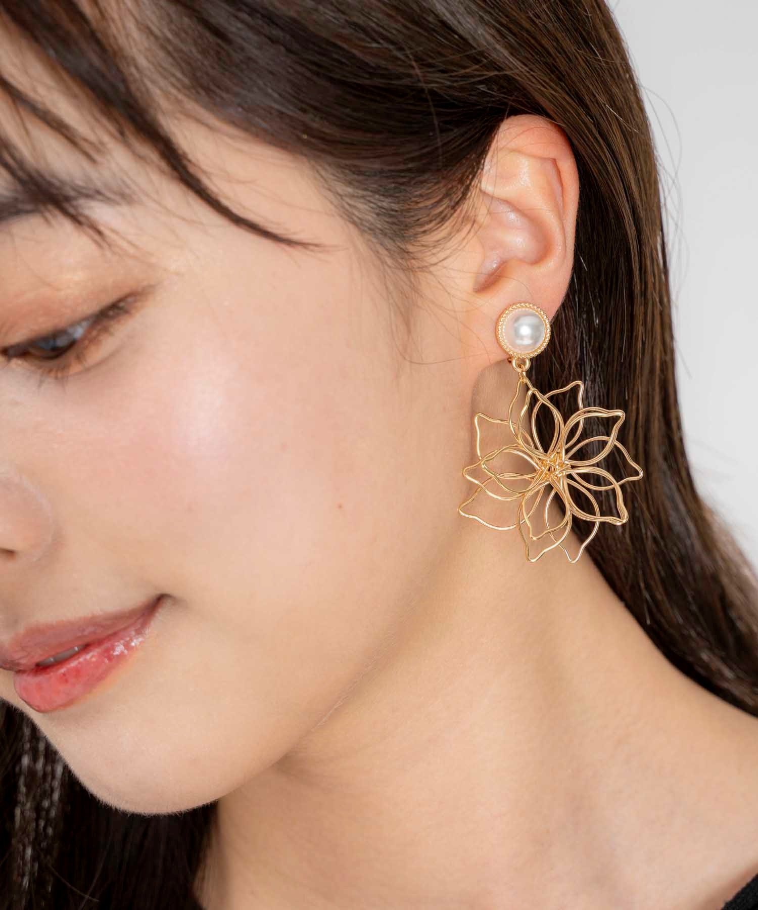 ワイヤーフラワーイヤリング | イヤリング | NOELA OFFICIAL WEB STORE