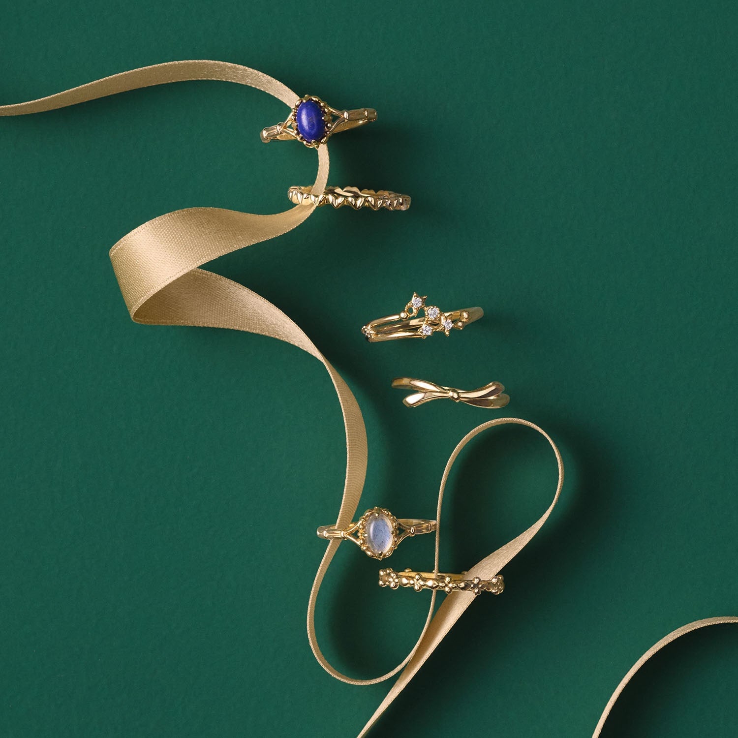 SAORIさんご着用】ゴールドラピスラズリピンキーリング｜ピンキー