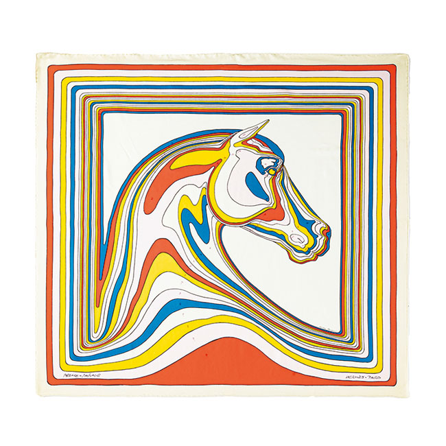 Hermès」の馬モチーフのスカーフ | Numero TOKYO