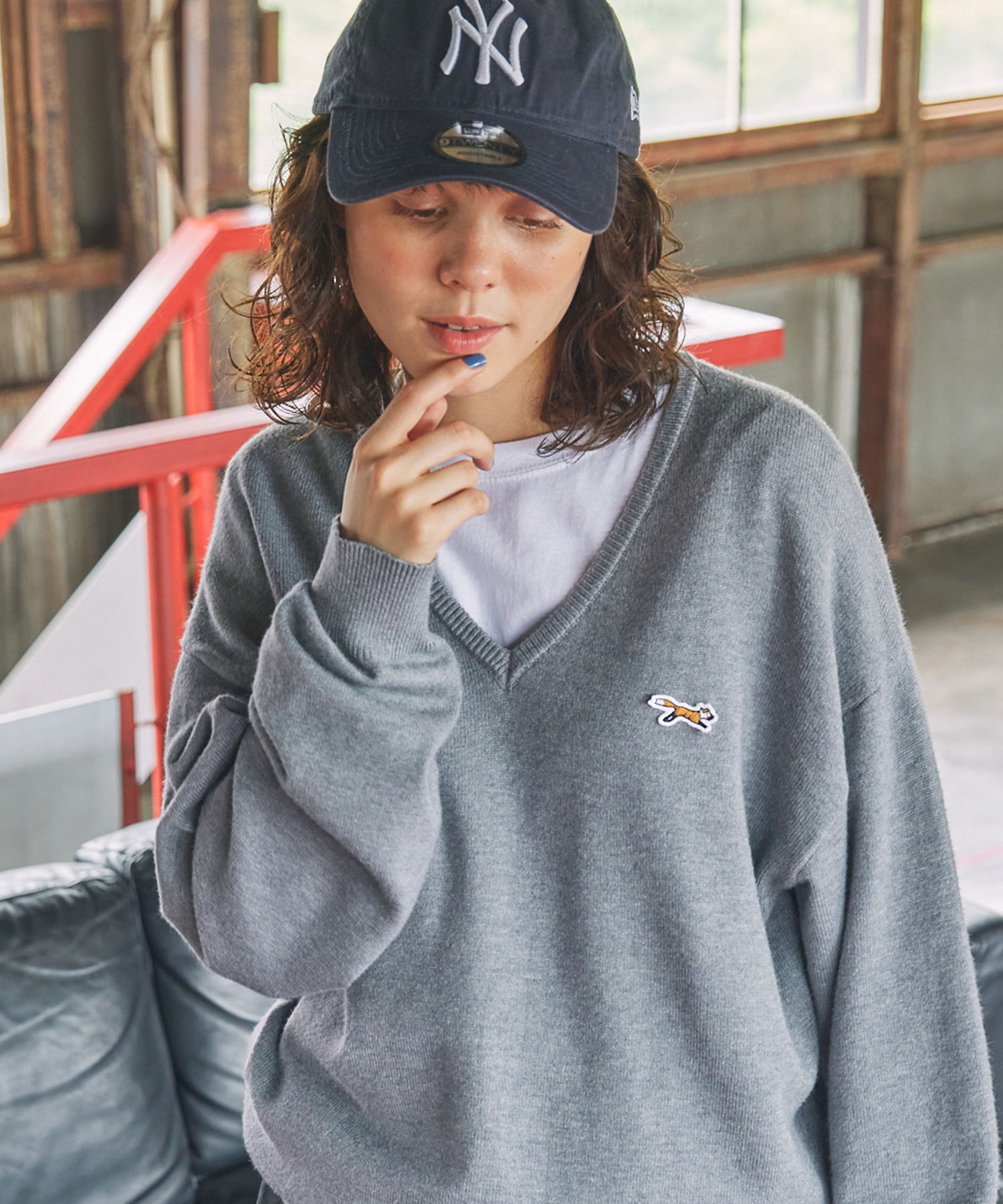 PENNEYS/ペニーズ 別注 THE FOX ロゴワッペン刺繍 Vネックニットプル