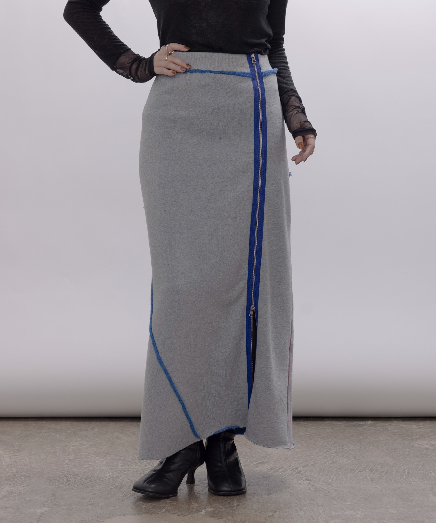 配色ボアスウェット バックテキストジップスカート Eimee Law│Eimee