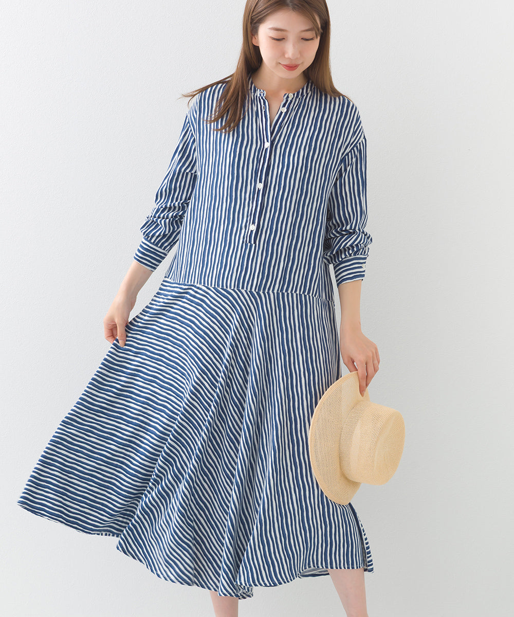 OMNES】レーヨンバンドカラー裾フレアワンピース【1524-9107】