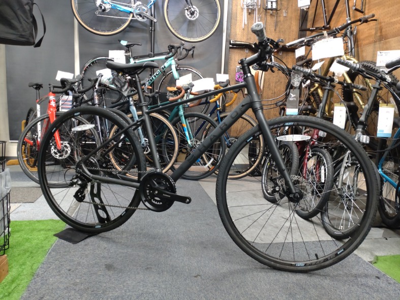 新たな刺客？コスパ良いクロスバイクHARO AERAS | セオサイクル大森店