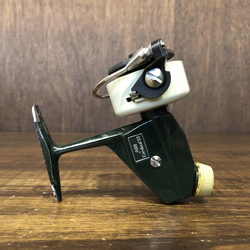 Abu Cardinal 33 Spinning Reel Early Rocket Bail Model Fn741200