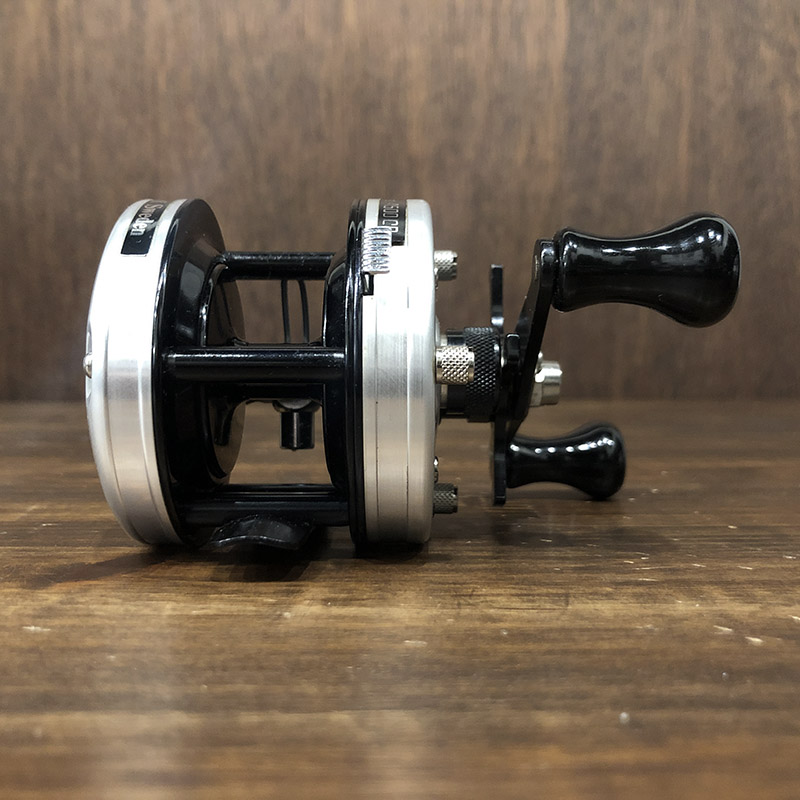 Abu Garcia Ambassadeur Light Cast 4500CB Mint アブ アンバサダー