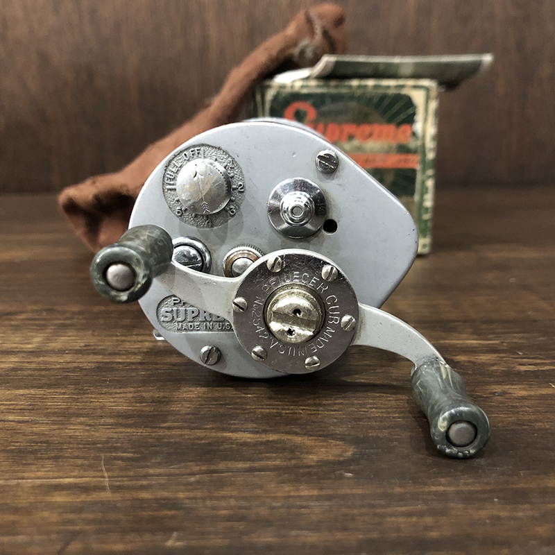 Pflueger Supreme 1573 Direct Bait Reel With Box Pouch Paper