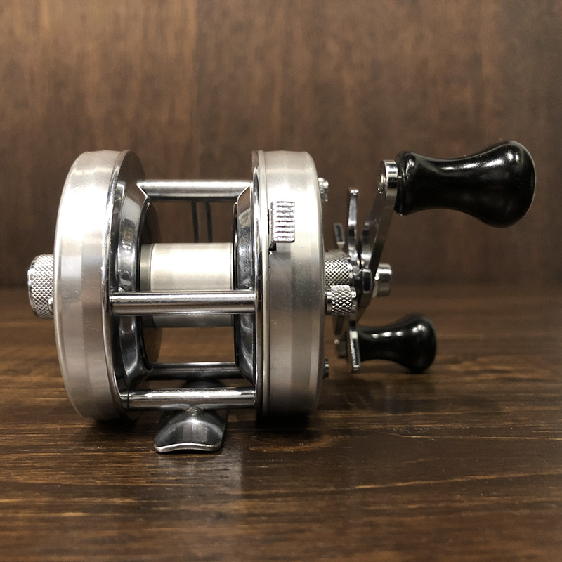 Abu Ambassadeur 4500C Bait Casting Reel 780100 アブ アンバサダー