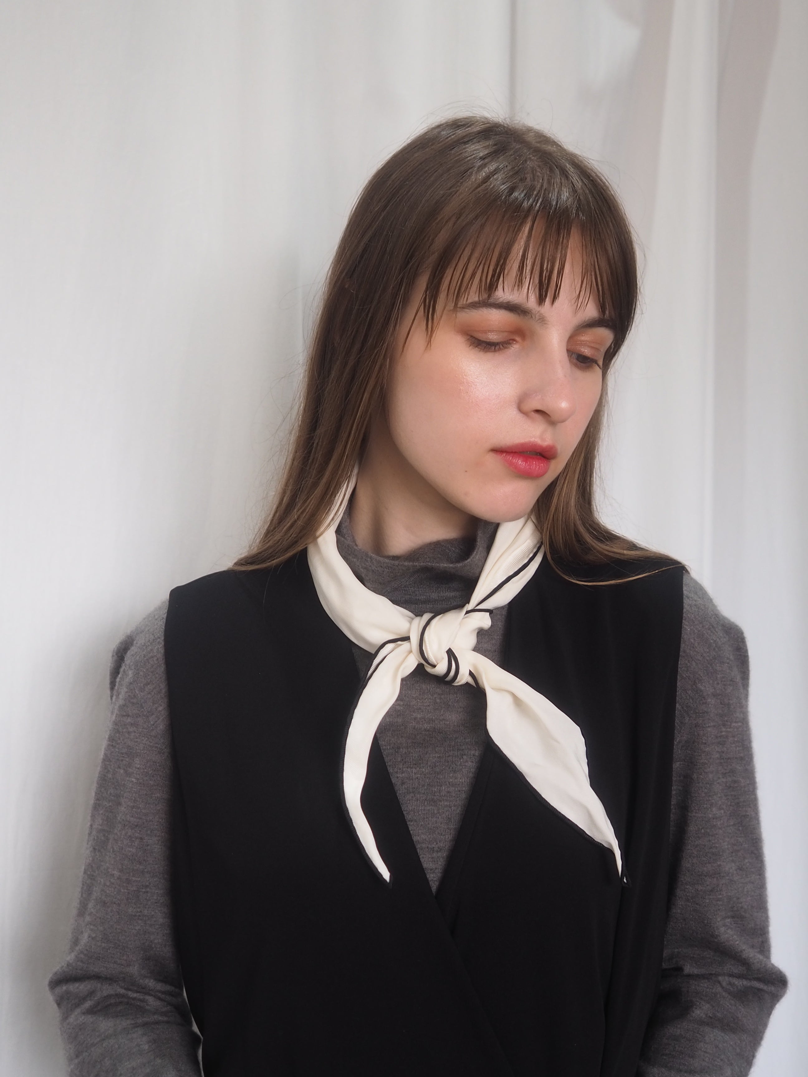 HERMES エルメス ロザンジュ スカーフ ロゴ アイボリー ブラック