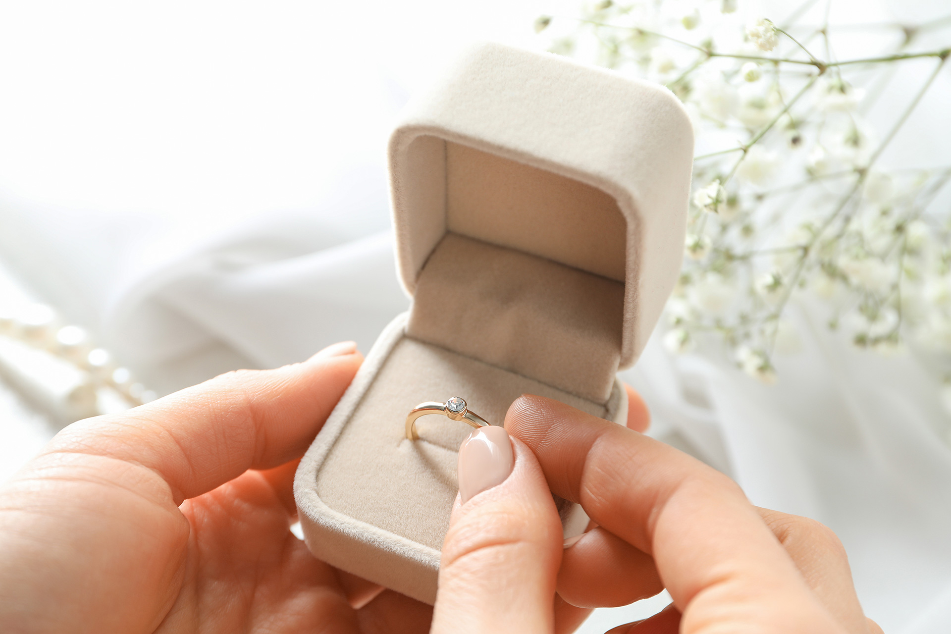 お買取り・形見・遺品整理｜山形寒河江：小野指環店