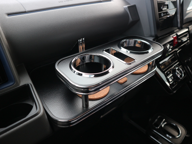 LA650タント(19/7～） フロントテーブル 商品詳細│サイドテーブルや