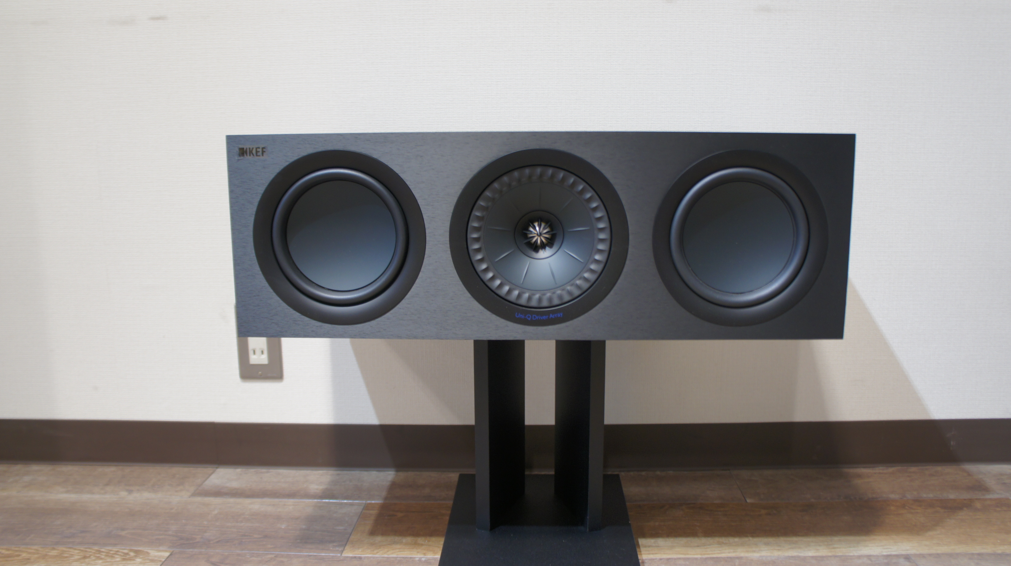 KEF ケーイーエフ Q650c 展示品特価 センタースピーカー｜CAVIN 大阪屋