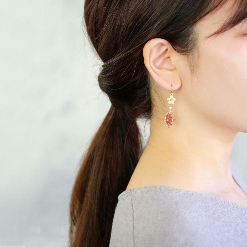 ミントさま専用 フックピアス〈華・胡粉グラデ&Stone〉 ミントさま専用