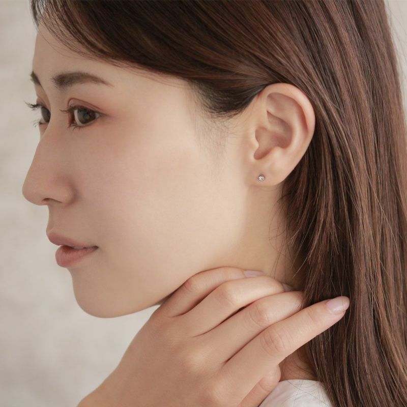 ピアス ニッケルフリー 3mm 1粒 ガラス ストーン K18 18金ポスト