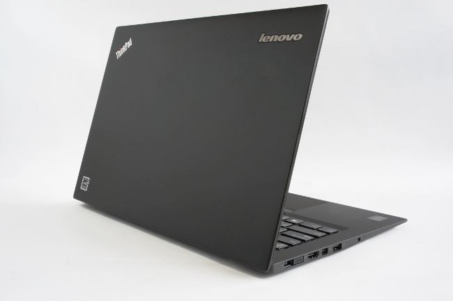 レノボ『ThinkPad X1 Carbon』2015モデルレビュー 薄型・軽量で高い