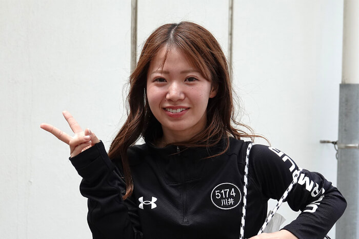 川井萌が落水事故で全治数か月の骨折！SNSの反応や詳細を紹介！