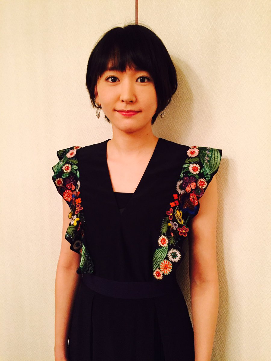 ☆新垣結衣☆ 本日行われた【第41回エランドール賞授賞式】に登壇