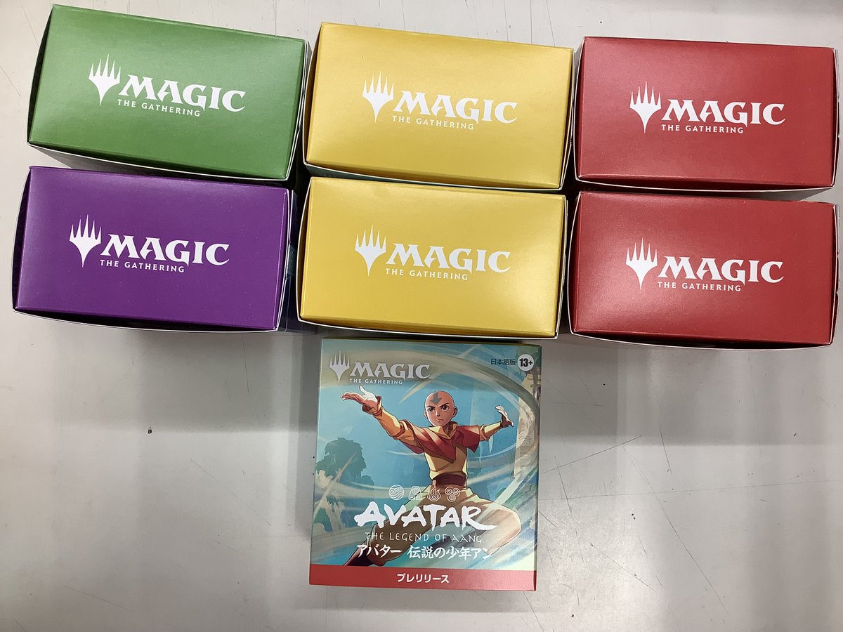 mtg アバター 伝説の少年アン プレリリースキット 15個、ポーチ5個