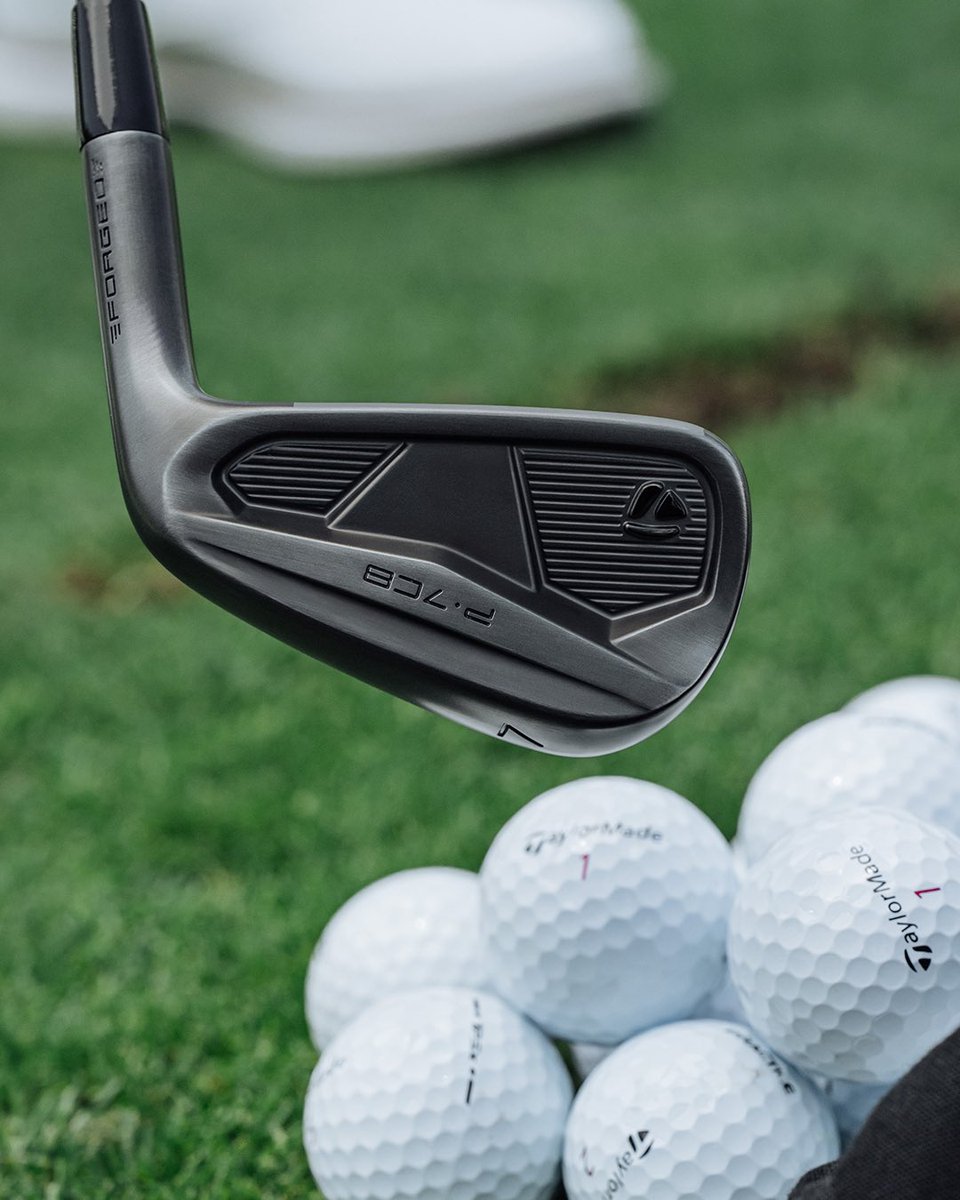 軟鉄鍛造にも唯一無二のカラーリングを🔥 限定アイテム「P7CB Designer