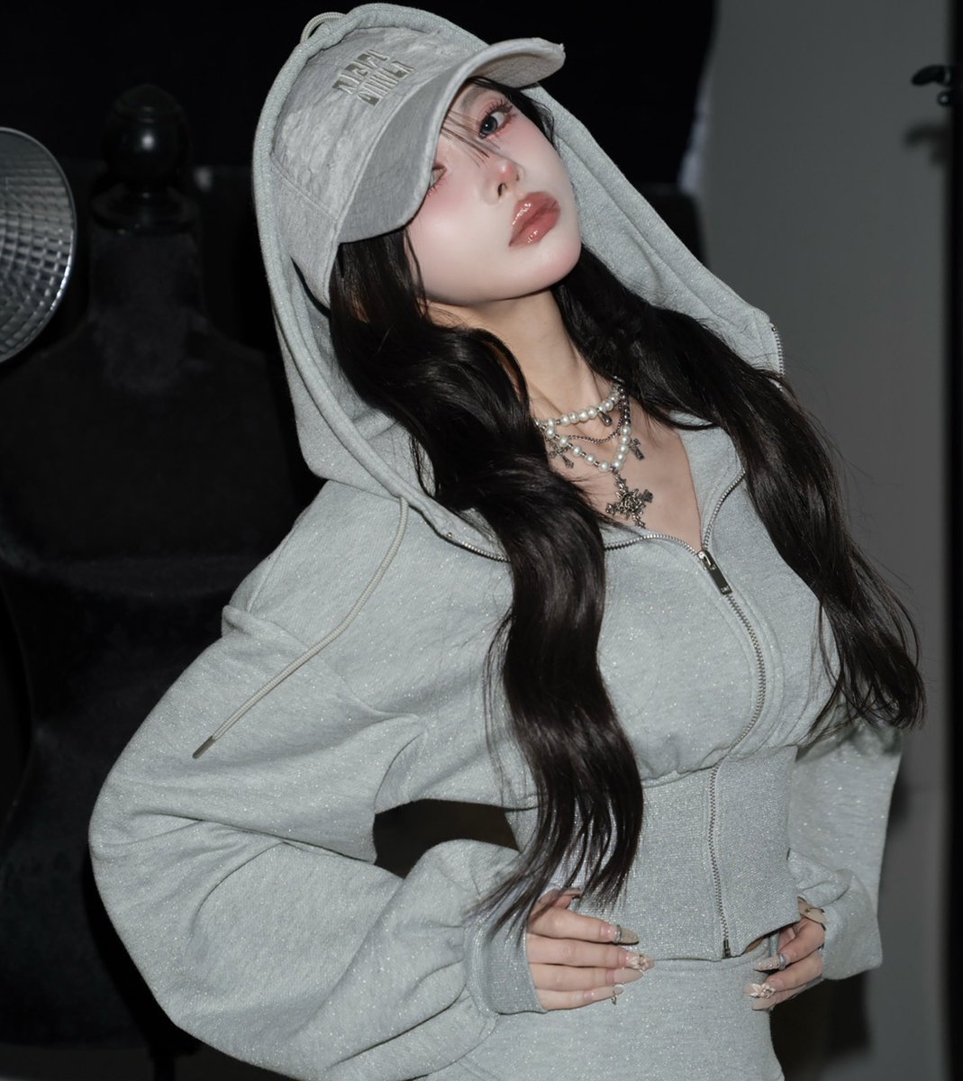 Darichの新作スウェット、さりげないラメ生地が天才。 セットアップで