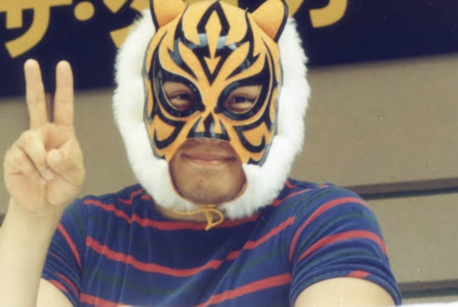 まじか35000円でヤフオクで落札したマスクが本物実使用で300万