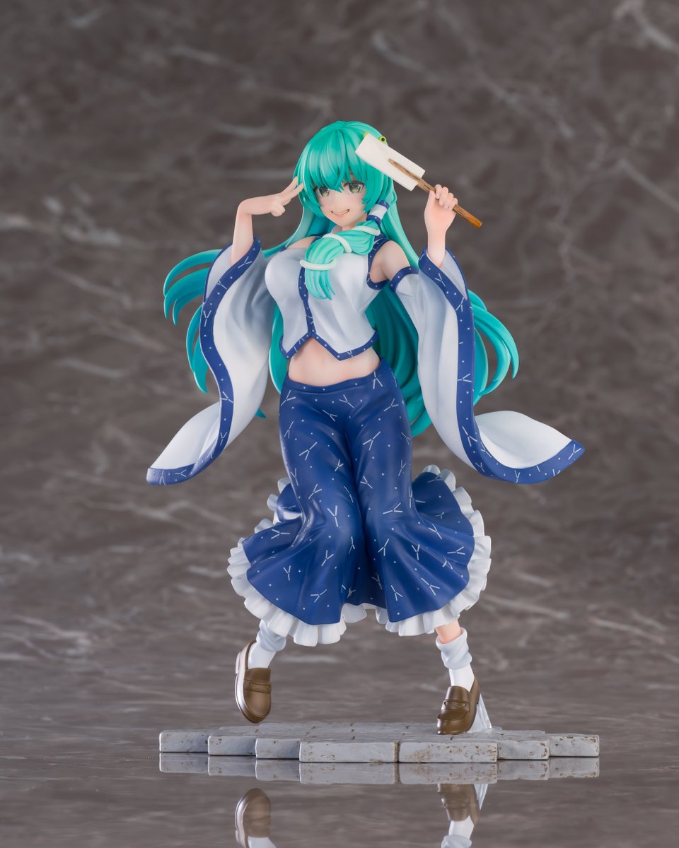 参ったかー！これが人間にして神である私、東風谷早苗の力よ