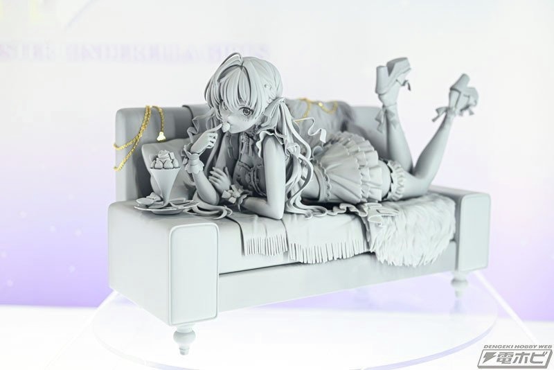 アイドルマスター シンデレラガールズ』 一ノ瀬志希 ドルチェ・プエラ