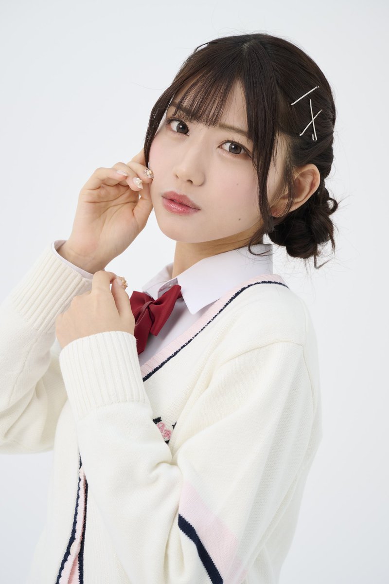 ✨️🏫制服ビジュアル公開✏️✨️ ❤️白石まゆみ@mayumi_ss1227