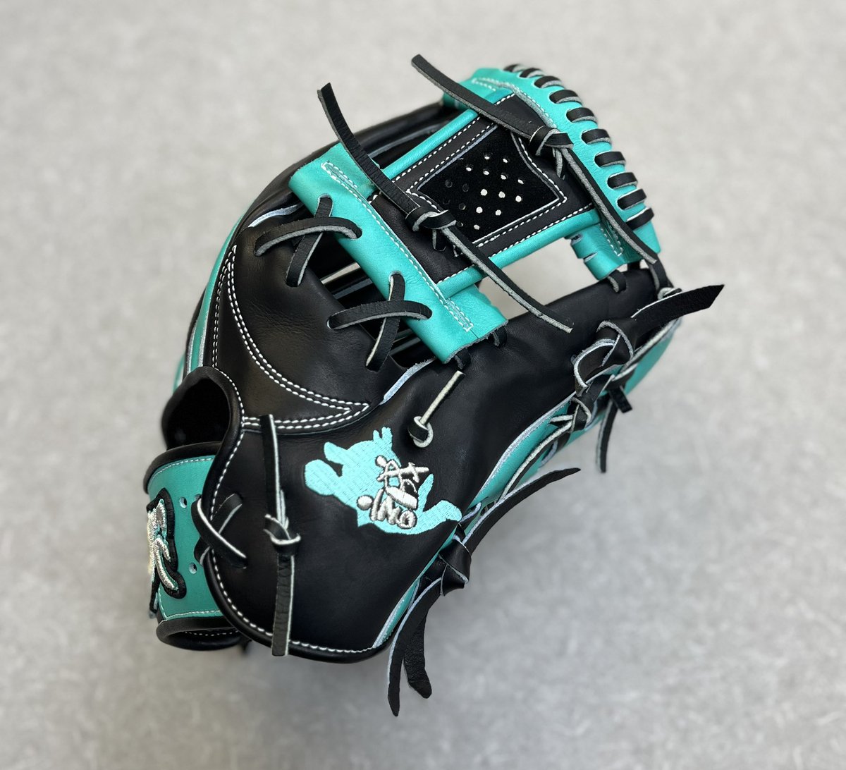 トモ 値引きは金額提示RYU 5周年限定グローブ トモ 値引きは金額提示