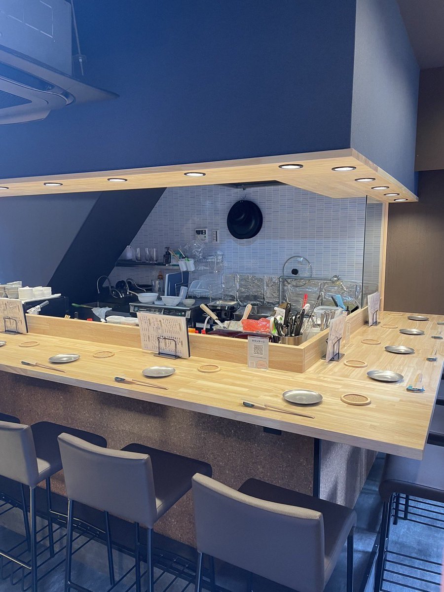 ㊗️この度【ハチマル蒲鉾 十三店】をオープンする事になりました