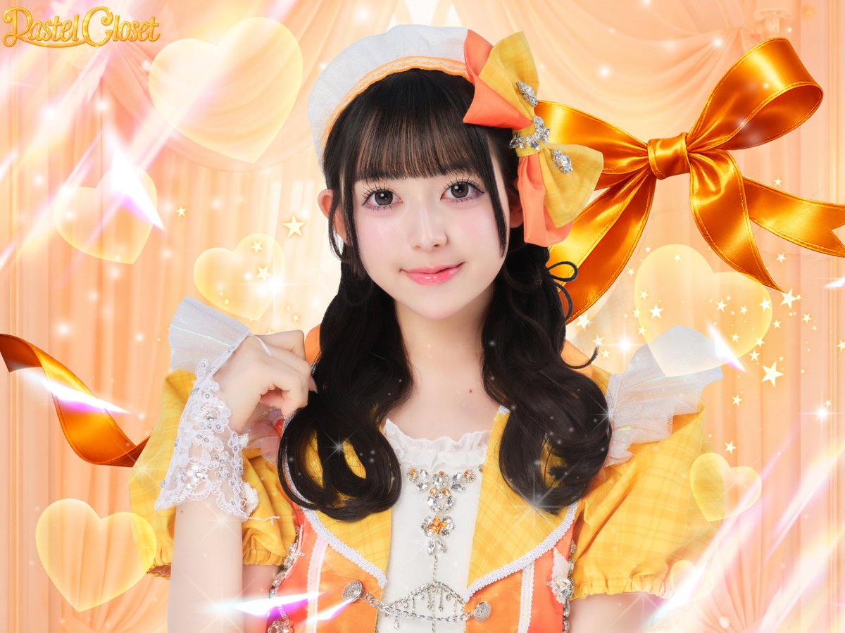 1人目はまいちま🧡 なんとオレンジだと、！？！これは全員オレンジ衣装