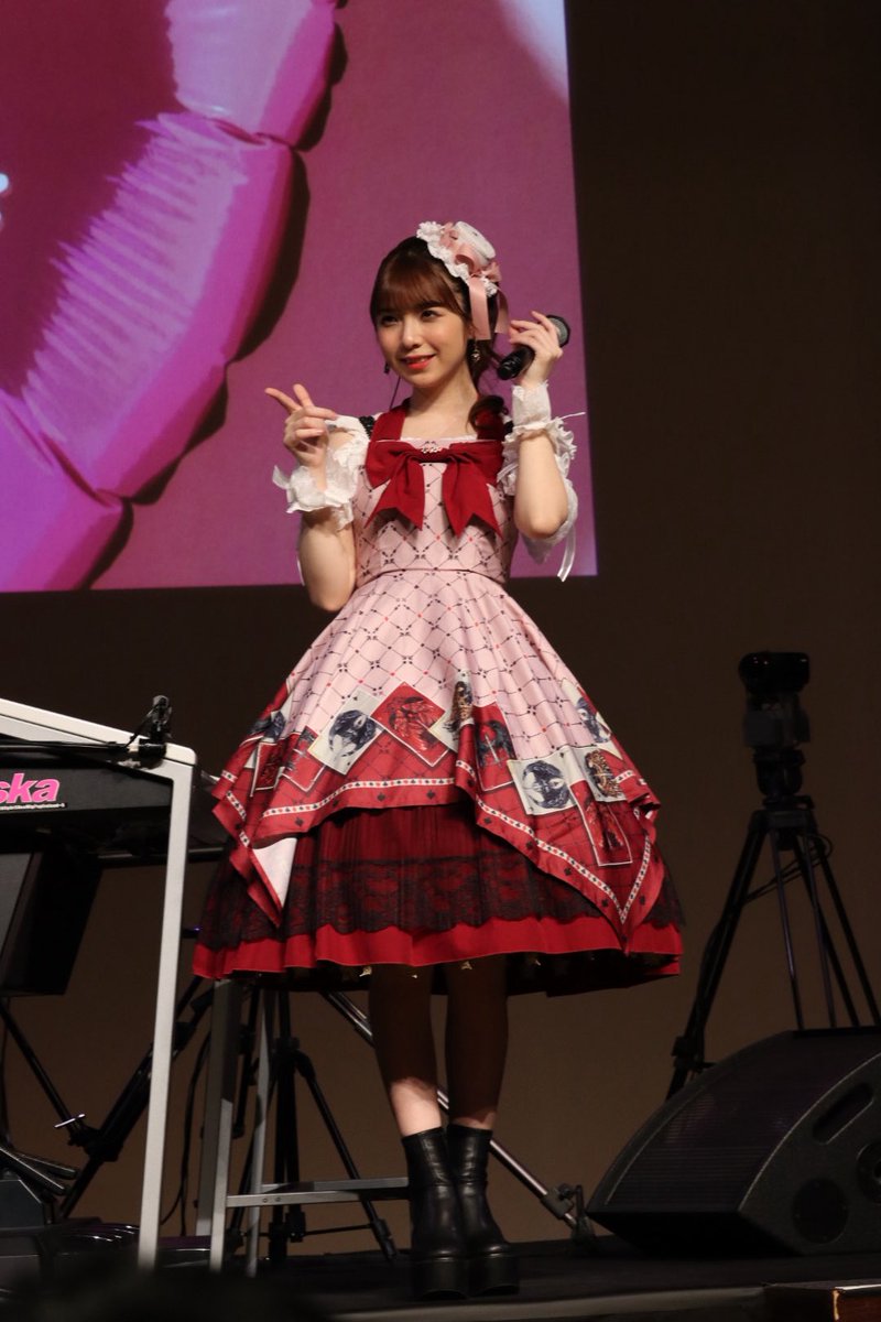 可愛いaskaちゃん写真をアップ♪ 🥰 本日のライブも楽しんでね