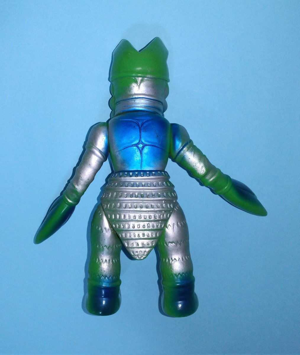 89年に販売されたマルサン友の会復刻のバルタン星人です。当時物の