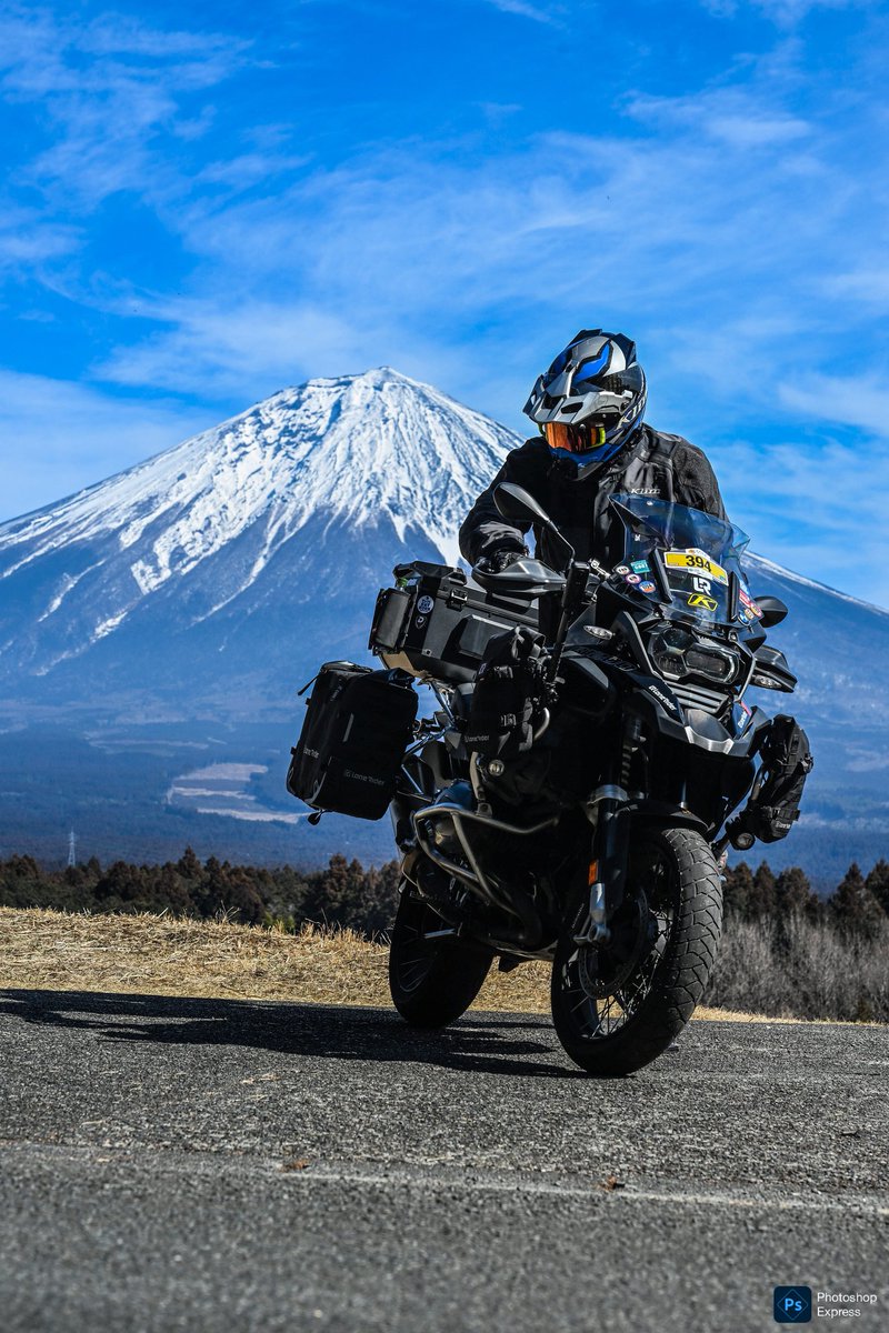 高台の上から😌 おはよ～ございます。 ちょっと浮世絵風に仕上げてみ