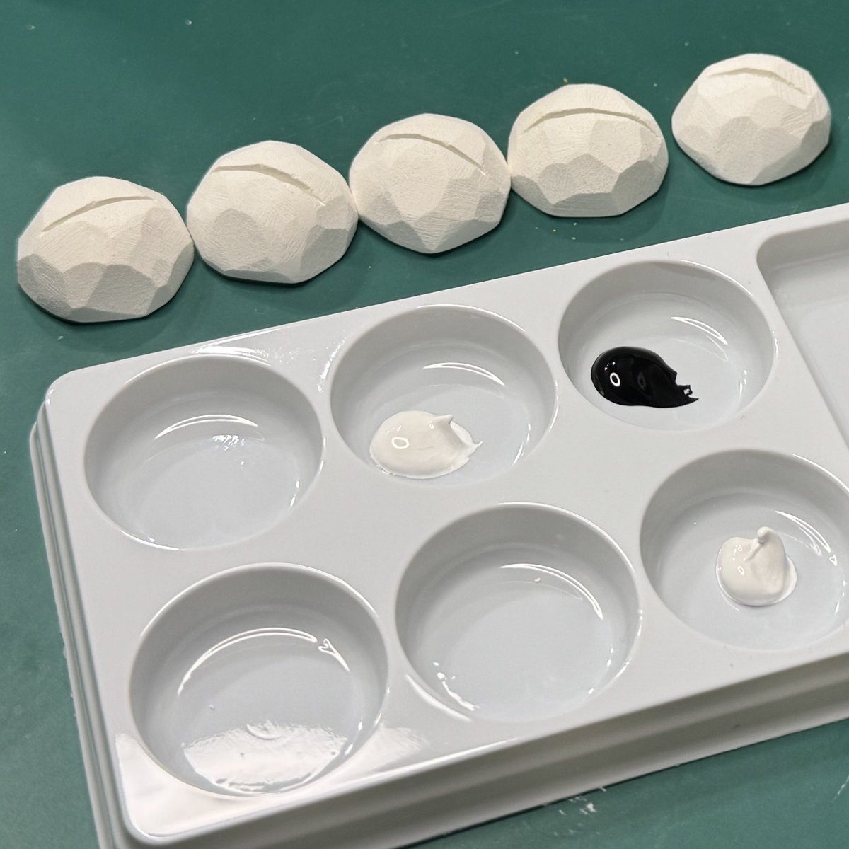 粘土を石にしたかったけど鉄に見える