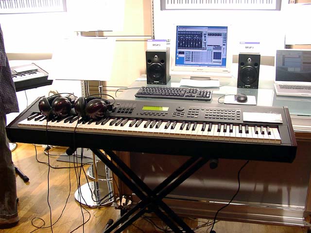 ヤマハ、CD-RW内蔵のオーディオワークステーション