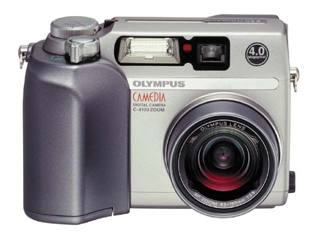 オリンパス、光学3倍ズーム400万画素の「CAMEDIA C-4100ZOOM」