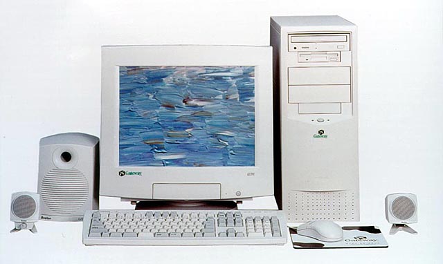 ゲートウェイ2000、Celeron 400/366MHz搭載機4機種