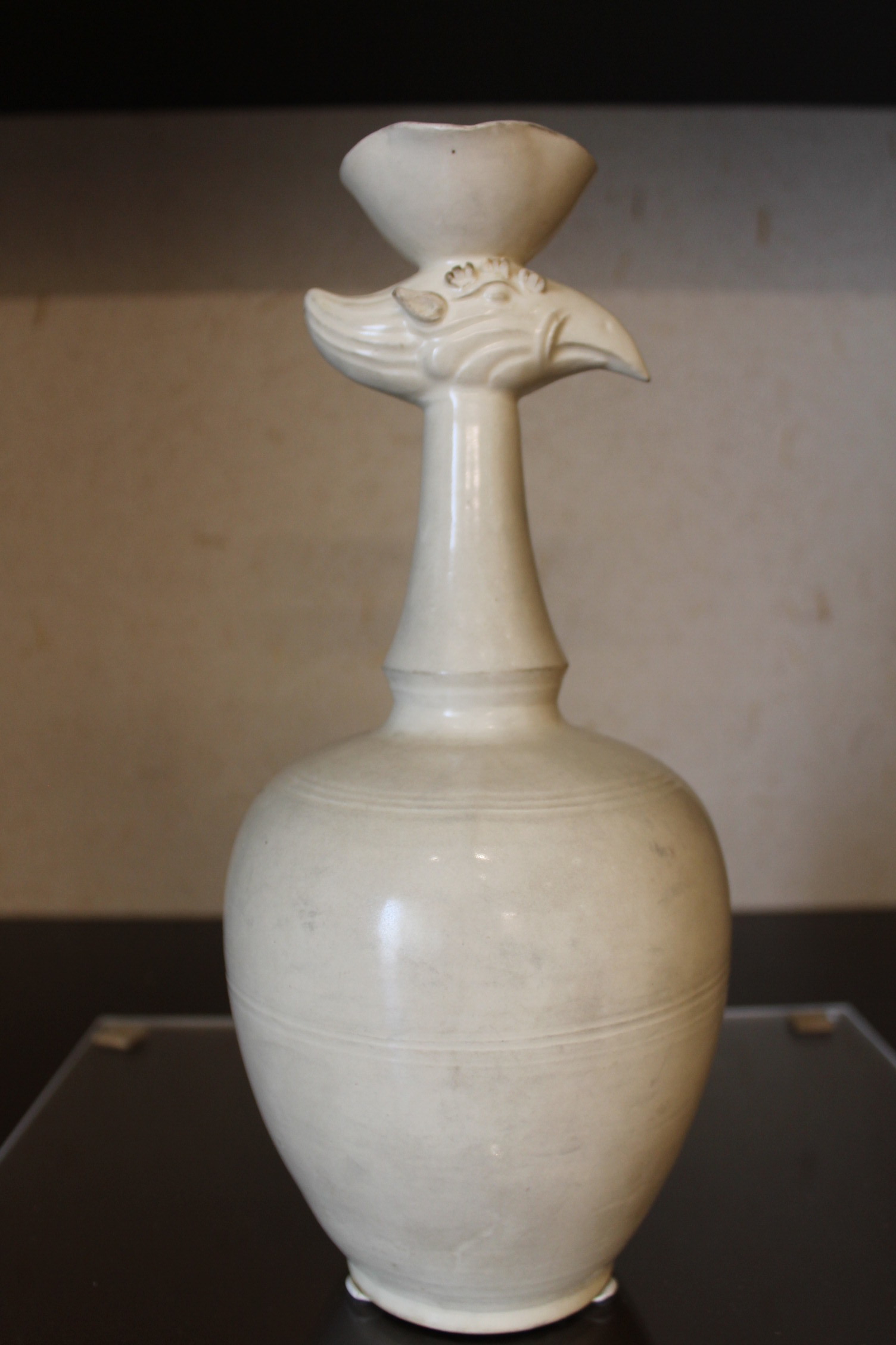 定窯 白磁鳳首瓶 : 中国古陶磁 陶枕斎