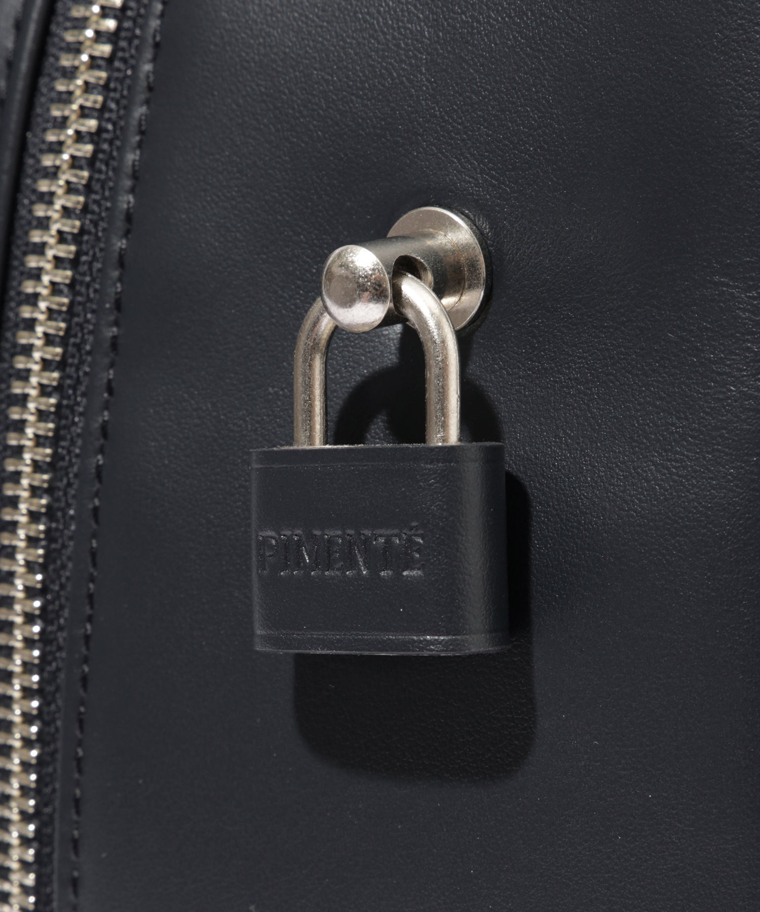 カーゴ ボストンバッグ|バッグ|PIMENTÉ-ピモンテオンラインストア