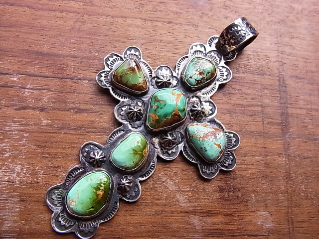 ロイストン ナチュラルターコイズ クロスペンダントヘッド