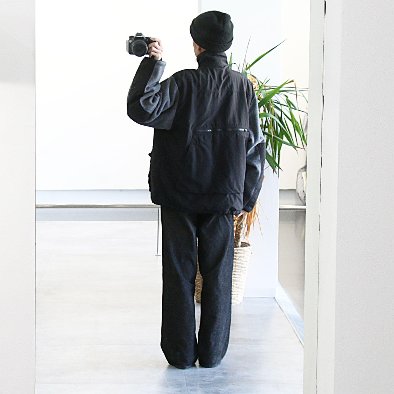 POST JUNK / 90's EDDIE BAUER SPORT SHOP “BLACK” Nylon / Polartec