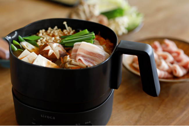 作って、食べて、そのまま洗える」がこれ一台。「おりょうりケトル