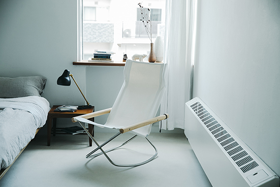 限定生産『ニーチェア エックス50周年記念モデル』2019年11月20日発売