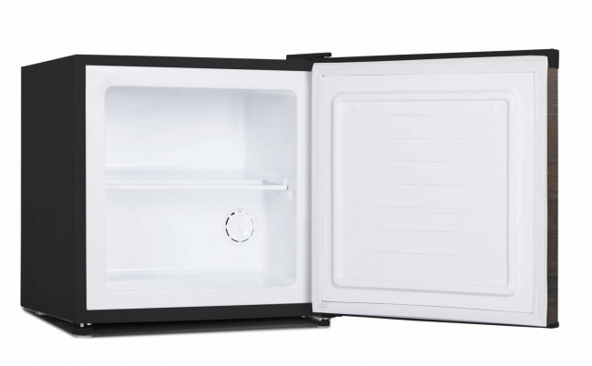 熱い夏に大活躍！？今までにない「ヨーロピアン木目調の冷凍庫」が8月1