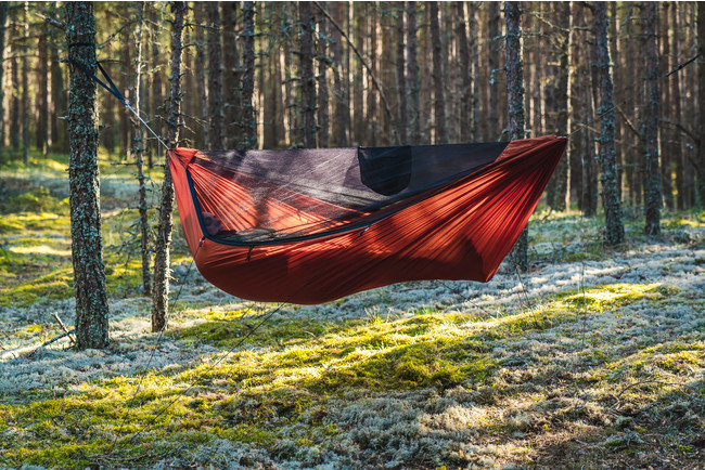 女子キャンパー必見 カワイイ×あったかい ハンモック ポーランド発