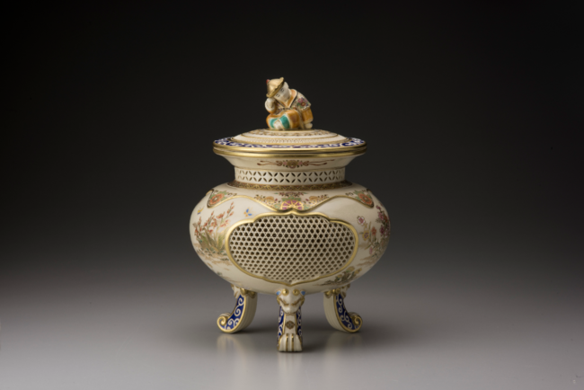 大丸福岡天神店】薩摩焼 十五代沈壽官展 | 株式会社 大丸松坂屋百貨店