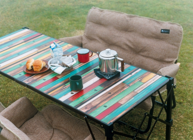 圧倒的な軽さと耐水性に優れた素材を採用「グランベーシック カーボン