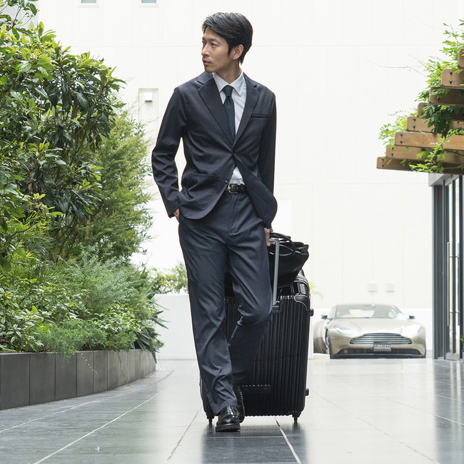 スーツに見える作業着「ワークウェアスーツ」、11/1（日）アミュプラザ