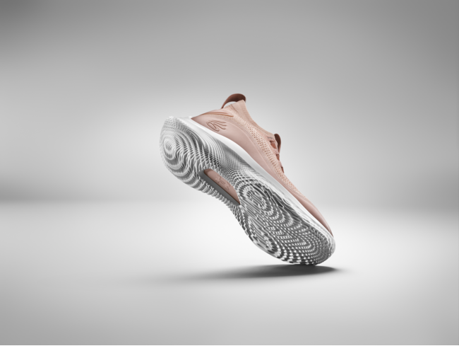 アンダーアーマー ステフィン・カリーモデル「UAカリーフロー8」第11弾